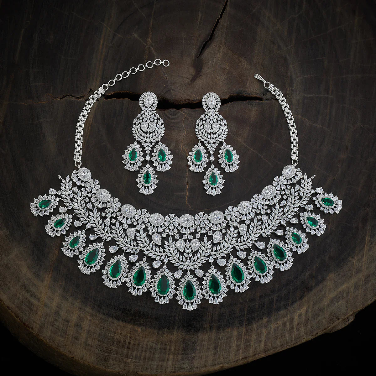 Stunning Zircon Necklace for Elegant Style