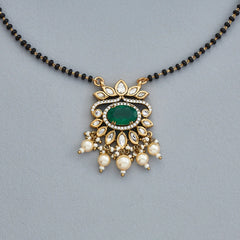 Elegant Kundan Mangalsutra for Timeless Beauty