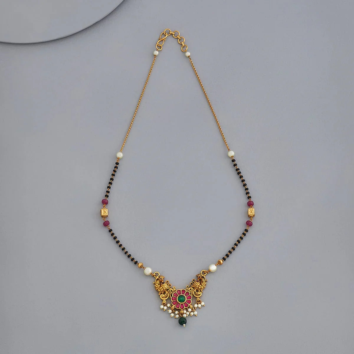 Exquisite Antique Mangalsutra: A Timeless Elegance