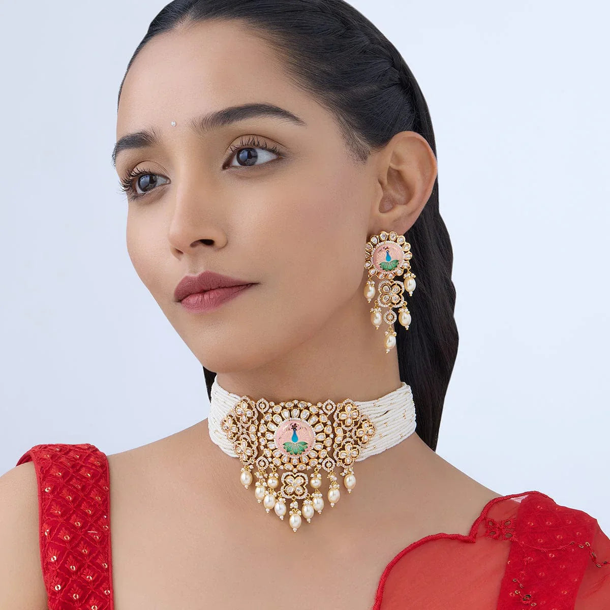 Exquisite Kundan Necklace for Elegant Style