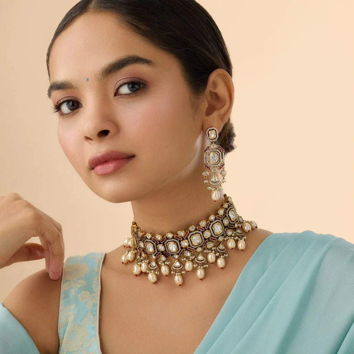 Stunning Kundan Jewelry Necklace