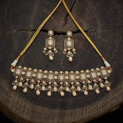 Stunning Kundan Jewelry Necklace