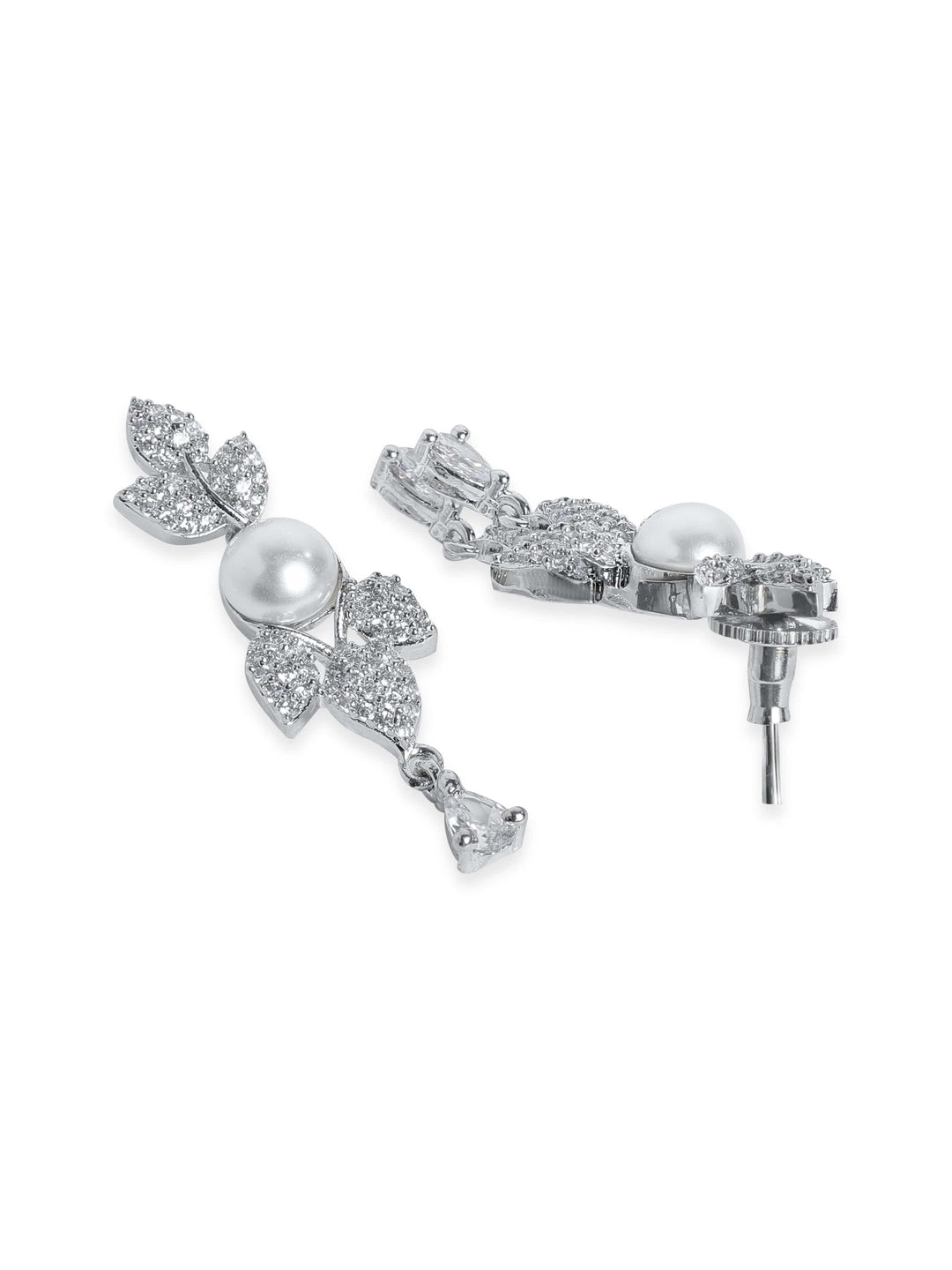 Exquisite Flora Motif Necklace Set with Rhodium-Plated Pearls and Sparkling Zirconia Accents