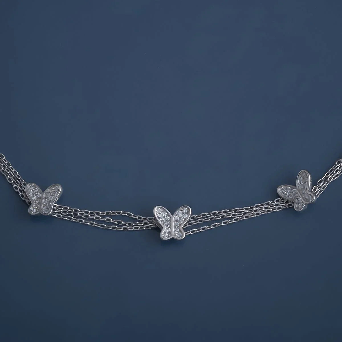 Elegant Silver Necklace for Timeless Charm