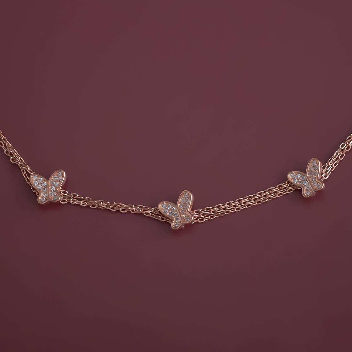 Elegant Silver Necklace for Timeless Charm